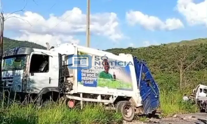 Vídeo - Colisão frontal entre caminhões deixa motorista preso às ferragens em Itabira